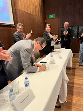 firma pacto