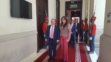 Superintendente ingresando al salón Boyacá del Congreso de la República