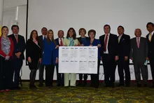 firma anticorrupción