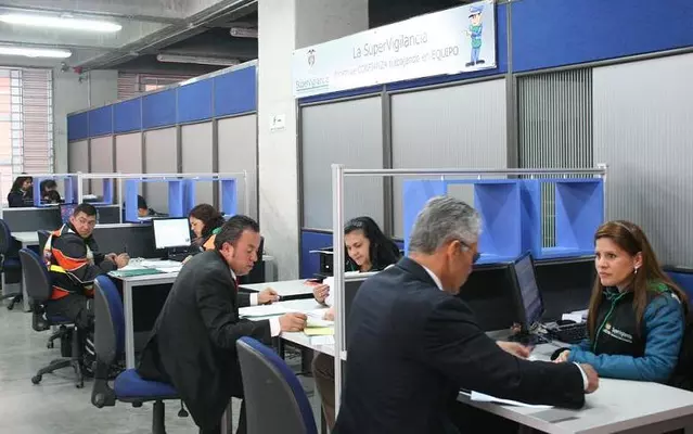 SuperVigilancia elimina trámites relacionados con licencias de funcionamiento y credenciales