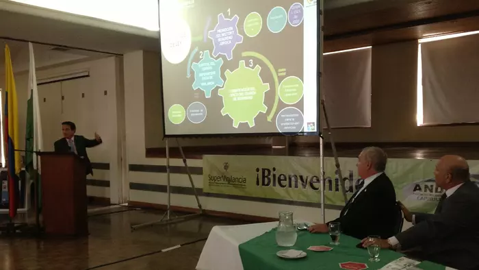 En Medellín, SuperVigilancia participó en el Foro de la Seguridad Privada