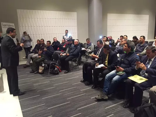 Superintendente conversó con representantes sindicales