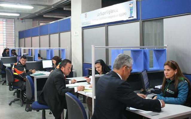 SuperVigilancia elimina trámites relacionados con licencias de funcionamiento y credenciales