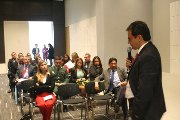 Superintendente invitó a gremios a fijar compromisos frente a Examen Psicofísico
